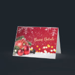 Cartes Pour Fêtes Annuelles Baubles rouges, branches d'épinettes Noël italien<br><div class="desc">Baubles rouges de Noël avec branches d'épinettes et neige tombante Carte de voeux italienne. Le texte en avant en italien dit :Joyeux Noël. En italien aussi - Joyeux Noël et Bonne Année.</div>