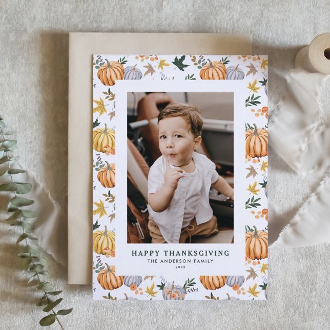 Cartes Pour Fêtes Annuelles Bon thanksgiving Citrouille de récolte d'automne p (Personalized Photo Thanksgiving Card with Pumpkins in Orange, Yellow & Grey | Fall Greeting Card)