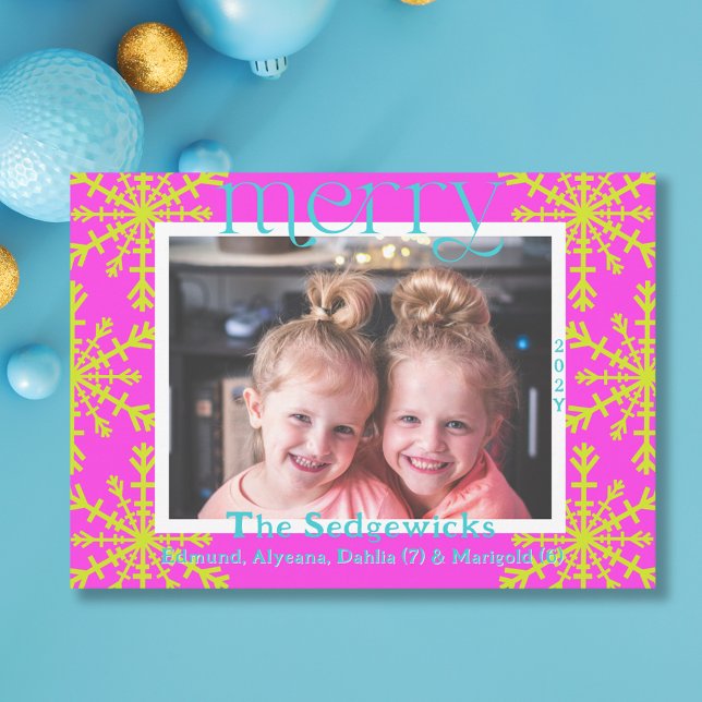 Cartes Pour Fêtes Annuelles Bright Joyeux Flocon de neige moderne photo Maxima (Bright Merry Snowflakes photo card in fuchsia, pear green, and turquoise.)
