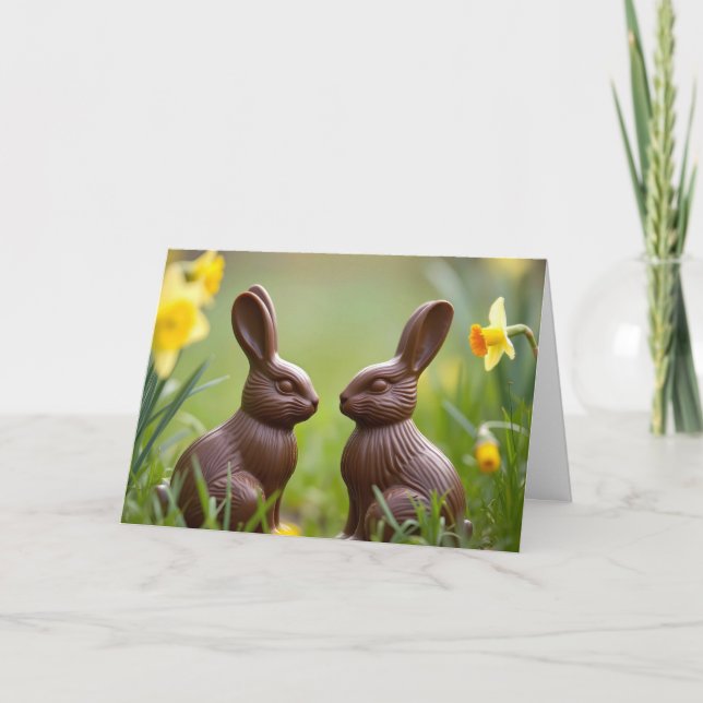 Cartes Pour Fêtes Annuelles Bunnies de chocolat de Pâques dans un jardin (Devant)