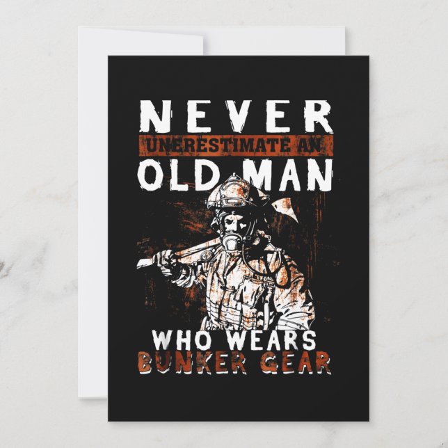 Cartes Pour Fêtes Annuelles Cadeau pompier | Ne jamais sous-estimer le pompier (Devant)