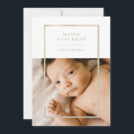 Cartes Pour Fêtes Annuelles Cadre Champagne d'or Hanoukka Photo<br><div class="desc">Elégant cadre en faux or,  carte photo Happy Hanoukka Holiday. Caractéristiques,  une photo sur le devant et deux espaces modèles photo sur le dos de la carte avec coordination champagne arrière - plan couleur beige.</div>