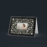 Cartes Pour Fêtes Annuelles Chalet de feuillage d'hiver<br><div class="desc">Toutes les photographies sont affichées. This product is only intended to be purchased once sample photographique replaced with your own images.</div>