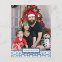 Charleterie de Noël et pétales de fleurs