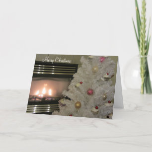Cartes Pour Fêtes Annuelles Cheminée confortable et arbre de Noël blanc