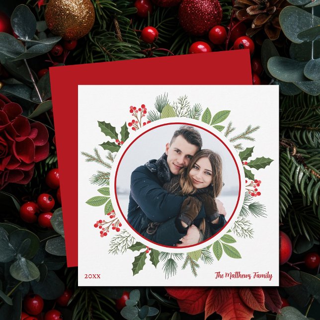 Cartes Pour Fêtes Annuelles Chic Red Holly Berry Feuilles de Noël Wreath Photo (Créateur téléchargé)