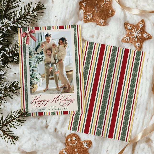 Cartes Pour Fêtes Annuelles Classic Red Green Stripes Bow Happy Holidays Photo (Créateur téléchargé)