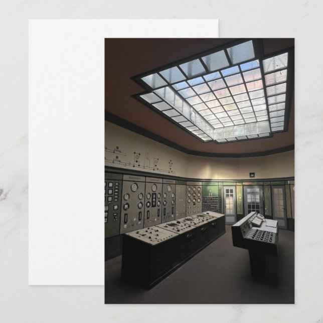 Cartes Pour Fêtes Annuelles Control Room (Devant / Derrière)