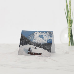 Cartes Pour Fêtes Annuelles Cottage d'hiver confortable, montagnes enneigées e