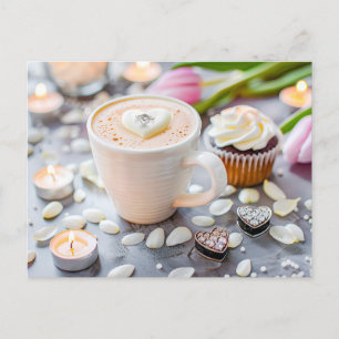 Cartes Pour Fêtes Annuelles Coupe Cappuccino avec coeur flottant et fiançaille