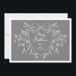 Cartes Pour Fêtes Annuelles Crête de Noël grise et blanche et mistletoe<br><div class="desc">Envoyez des voeux chaleureux à votre famille et à vos amis, et diffusez la joie des vacances avec cette carte de voeux de Noël chic avec un motif de mistletoe en ligne blanche encadrant une crête moderne et élégante. L'arrière - plan gris classe ajoute une touche tendance et élégante, tandis...</div>