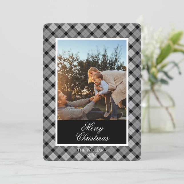 Cartes Pour Fêtes Annuelles Custom Holiday Photo Card in Modern Plaid (Debout devant)