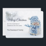 Cartes Pour Fêtes Annuelles Cute Snowman au photographe de Christmas<br><div class="desc">Une carte de Noël plate avec une photo mignonne avec un petit bonhomme de neige. Debout dehors en hiver avec de la neige qui tombe tout autour. Ce mignon petit gars est habillé en vêtements de plein air tricotés bleus. Un peu de bokeh blanc/gris s'enflamme dans l'arrière - plan.</div>