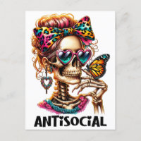 Dame de squelette antisociale