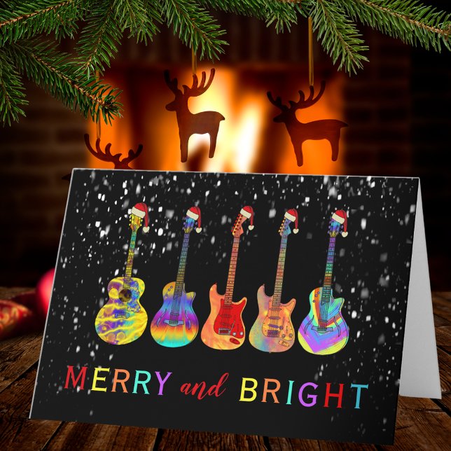 Cartes Pour Fêtes Annuelles Des guitares portant des chapeaux de Père Noël (Merry and Bright Christmas colorful electric acoustic guitars custom holiday greetings folded card)