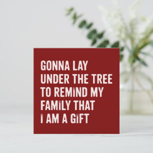 Cartes Pour Fêtes Annuelles Drôle de Noël couché sous l'arbre cadeaux de Noël