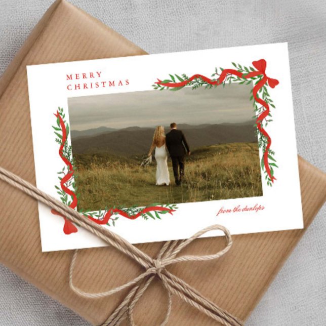 Cartes Pour Fêtes Annuelles Elégant Bow rouge avec verdure Photo Noël (Elegant painted red bows with greenery photo Christmas holiday cards.)