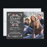 Cartes Pour Fêtes Annuelles Elegant Holly Chalkboard Christmas Photo Flat Card<br><div class="desc">Vintage style tableau noir Joyeux Noël carte de voeux avec modèle photo. Elégant design noir et blanc avec belle couronne rouge poinsettia, cadre rétro festif et typographie de style letterpress formel décoratif sur ardoise gris arrière - plan de calque. Ajoutez votre photo de famille de vacances préférée et customisez le...</div>