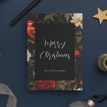 Cartes Pour Fêtes Annuelles Élégant Joyeux Noël Vintage sombre<br><div class="desc">Elegant Dark Joyeux Noël carte : un design original et frappant,  avec une police élégante mélangée avec un arrière - plan vintage en tapisserie.</div>