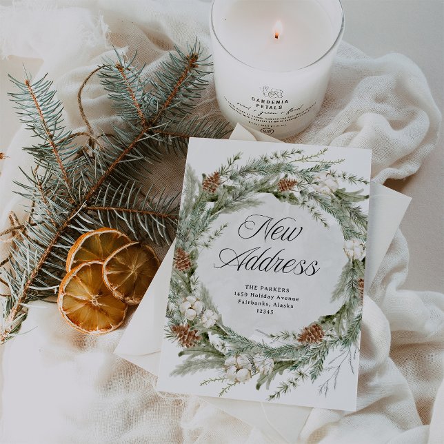 Cartes Pour Fêtes Annuelles Élégante couronne de pin | Nouvelle adresse à Noël (An elegant moving announcement for Christmas with a traditional green pine wreath)