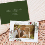 Cartes Pour Fêtes Annuelles Élégante verdure hivernale<br><div class="desc">Répandez un peu de joie de vacances avec cette carte de Noël photo avec un cadre de conception de la verdure de Noël aquarelle avec Poinsettia,  baies de Noël et roses blanches.</div>