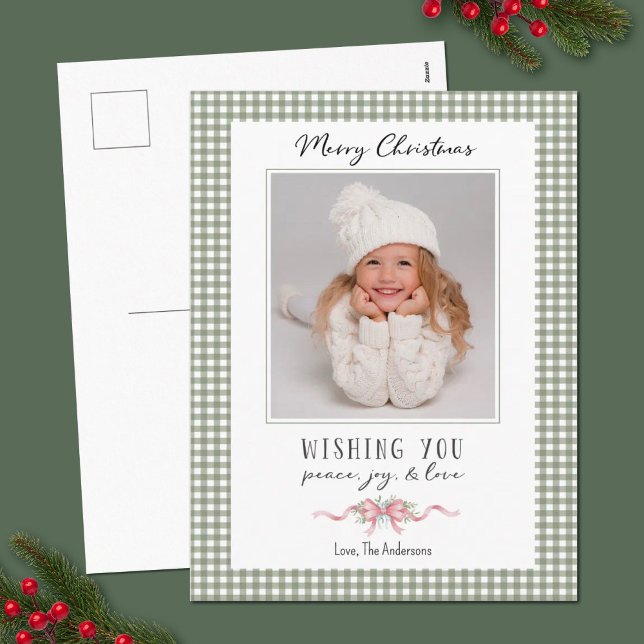 Cartes Pour Fêtes Annuelles En vichy Vert mignon Plaid Preppy Photo (A cute Preppy green gingham Christmas photo postcard.)