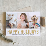 Cartes Pour Fêtes Annuelles Faux Gold Parties scintillant Trois Photo Collage<br><div class="desc">Joyeuses fêtes | Répandez la fête avec une petite carte de vacances multi-photo design scintillante. Cette carte de vacances moderne présente une parties scintillant en faux or typographie moderne avec trois collages photo. Personnalisez en ajoutant vos détails. Cette carte de vacances de collage photo personnalisée est disponible dans d'autres cartons....</div>