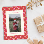 Cartes Pour Fêtes Annuelles Flèches de neige géométriques modernes rouge rose<br><div class="desc">Célébrez la saison avec cette carte de vacances photo moderne rouge, rose et or Géométrique Snowflakes. Avec ses flocons de neige géométriques et sa palette de couleurs rouge, rose et or frappante, cette carte ajoute une touche contemporaine à vos salutations de vacances. Personnalisez-le avec votre photo préférée et un message...</div>