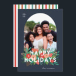 Cartes Pour Fêtes Annuelles Floral moderne Happy Holidays Arch Photo<br><div class="desc">Cette belle carte de vacances photo présente des éléments floraux dessinés à la main dans différentes nuances de corail, rouge-orange, menthe, turquoise, citron vert. On y trouve du pin, des fleurs, des sprigs, des feuilles, des baies et des bourgeons, ainsi que la typographie moderne en blanc, lisant "Joyeuses fêtes". La...</div>