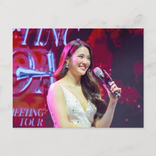 Cartes Pour Fêtes Annuelles Ginny Natnicha Pratipnatsiri  (Devant)