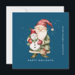 Cartes Pour Fêtes Annuelles Gnome et Snowman Joyeuses vacances d'affaires Appa<br><div class="desc">Un gnome habillé de rouge se dresse à côté d'un bonhomme de neige dans un casquette rouge et un foulard rouge. Ils sont entourés d'une poussière de neige blanche qui s'opère sur l'arrière - plan bleu foncé. L'esthétique minimaliste est réalisée avec un simple Happy Holidays en bas et le nom...</div>