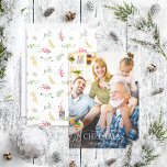 Cartes Pour Fêtes Annuelles Gold Winter Greenery Joyeux Noël Script Photo<br><div class="desc">Vous cherchez une belle carte de vacances unique à envoyer à vos amis et votre famille cette année? Ne cherchez pas plus loin que notre Gold Winter Greenery Joyeux Noël Script Photo Holiday Card! Cette carte simple et élégante présente votre photo préférée à fond saigné de couleur foncée, recouverte de...</div>