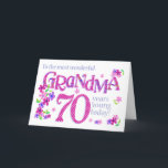 Cartes Pour Fêtes Annuelles Grandma's 70th Birthday Word Art with Flowers Card<br><div class="desc">Une très jolie carte d'anniversaire de 70ème pour votre grand-mère, avec le mot "grand-mère" rempli de motifs floraux roses et mauves et le nombre 70 rempli de pois correspondants. La couverture de l'accueil est, "Au plus merveilleux GRANDMA 70 ans jeune aujourd'hui!" avec des grappes de fleurs des motifs le dessinant...</div>