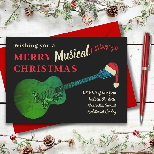 Cartes Pour Fêtes Annuelles Guitare acoustique de Noël portant Père Noël (Christmas Green acoustic guitar wearing a santa hat music themed custom holiday greetings card)