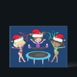 Cartes Pour Fêtes Annuelles Gymnastique mignonne Filles Gymnaste de Noël<br><div class="desc">Cette belle carte de Noël de gymnastique comprend 3 jolies filles de gymnastique portant des chapeaux de Père Noël et tenant une pose avec des rubans sur un joli arrière - plan de vacances bleu. La blonde tient un ruban rouge, la brune saute sur un trampoline, et la fille afro-américaine...</div>