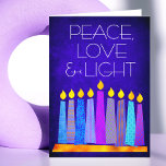 Cartes Pour Fêtes Annuelles Hanoukka Blue Boho Motif bougie Peace Love Light<br><div class="desc">"Paix, amour et lumière." Une illustration ludique, moderne et artistique de bougies motifs de saumons dans une menorah vous aide à inaugurer les vacances de Hanoukka. Des bougies bleues assorties de motifs de fausse feuille colorés recouvrent un arrière - plan riche et de texture bleue profonde. Sentez la chaleur et...</div>