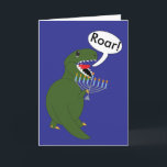 Cartes Pour Fêtes Annuelles Hanoukka Tyrannosaurus Rex Dinosaur Personnalisé<br><div class="desc">Un Tyrannosaurus vert Rex Dinosaur tient une menorah et dit "Roar !" contre un arrière - plan bleu. Le texte intérieur dit, "Roar" est un dinosaure pour Happy Hanoukka ! Tout le texte à l'avant et à l'intérieur de la carte est personnalisable et peut être personnalisé pour répondre à vos...</div>