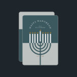 Cartes Pour Fêtes Annuelles Happy Hanoukka Moderne Menorah bougie Turquoise bl<br><div class="desc">Heureux Hanoukka, envoyez vos souhaits Hanoukka à votre famille et à vos amis avec notre belle et moderne carte de vacances personnalisable. Notre design présente notre bougie menorah moderne. Une palette de couleurs turquoise bleu et bleu-gris moderne est utilisée. "Happy Hanoukka" est écrit dans une police moderne et arche autour...</div>