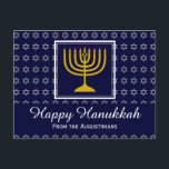 Cartes Pour Fêtes Annuelles HEUREUX HANOUKKA Star de David Menorah Personnalis<br><div class="desc">Carte postale de voeux élégante pour célébrer HANOUKKA. Arrière - plan bleu foncé avec l'étoile argentée de David et la typographie blanche. Le texte de l'espace réservé sur l'accueil avant et inversé est personnalisable, vous pouvez donc ajouter votre nom et modifier le message. Une partie de la collection FESTIVE STARS...</div>