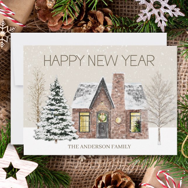 Cartes Pour Fêtes Annuelles Hiver Neige Maison Pine Arbre Joyeux Nouvel An (Rustic country "Happy New Year" customizable greeting card. Personalize with your own text. )