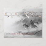 Cartes Pour Fêtes Annuelles Howling wolves In Winter Snow Merry Christmas<br><div class="desc">Howling wolves in winter snow Merry Christmas  postcard for outdoors lovers of wilderness and wildlife. Personalize with your family name.</div>
