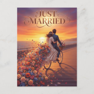Cartes Pour Fêtes Annuelles Jeune couple "Tout juste mariés" à bicyclette au c