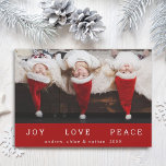 Cartes Pour Fêtes Annuelles JOY LOVE PEACE Noël Funny Photo Rouge<br><div class="desc">Simple et mignonne "Joy Love Peace" Noël drôle | Carte photo de vacances avec un Motif de Buffalo rouge et noir sur le dos.</div>