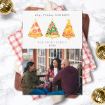 Cartes Pour Fêtes Annuelles Joy Pizza Love Christmas Family Photo<br><div class="desc">Illustration des tranches de pizza en forme d'arbre de Noël surmontées d'étoiles. Personnalisez le nom,  l'année et la photo.</div>