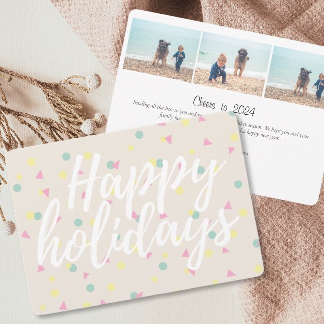 Cartes Pour Fêtes Annuelles Joyeuses vacances Confetti Script Cream 3 Photo (Happy Holidays Colorful Confetti Family Photo Collage Holiday Card)