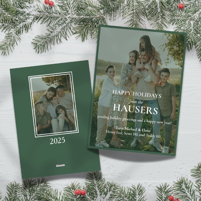 Cartes Pour Fêtes Annuelles Joyeuses Vacances Vert Gradient Deux Photo Famille (Send holiday greetings with this Happy Holidays Green Gradient Two Photo Family Holiday Card! )