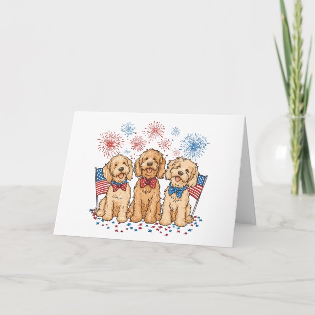 Cartes Pour Fêtes Annuelles Joyeux 4 juillet Goldendoodle Dogs Fireworks (Devant)