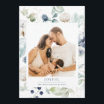 Cartes Pour Fêtes Annuelles Joyeux Arctic Winter Botanical Photo Bleu<br><div class="desc">Joyeux Arctic Winter botanical,  carte de vacances multi-photo. Caractéristiques de la carte,  cadre d'aquarelle élégante de baies d'hiver,  coton,  feuille et chardon avec coordination du support et du texte bleu. Une photo à l'avant et deux photos à l'arrière.</div>