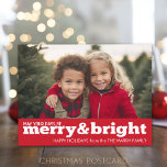 Cartes Pour Fêtes Annuelles Joyeux et brillant Gras Photo moderne - rouge blan<br><div class="desc">Que vos jours soient joyeux et lumineux. Une image complète horizontale est incluse sur le devant. Un design de vacances simple et élégant qui met en valeur vos photos. Si vous rencontrez des problèmes avec vos images ou votre texte, cliquez sur le bouton personnaliser et vous pourrez déplacer les choses...</div>