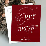 Cartes Pour Fêtes Annuelles Joyeux et brillant rouge Script non photo Noël<br><div class="desc">Joyeux & Bright design de carte de vacances en rouge et blanc festif avec des polices de script élégantes. Ce design de carte de Noël entièrement modifiable comprend de l'espace pour votre nom ainsi que de l'espace pour ajouter votre message personnalisé. Faites de cette saison des Fêtes un moment spécial...</div>